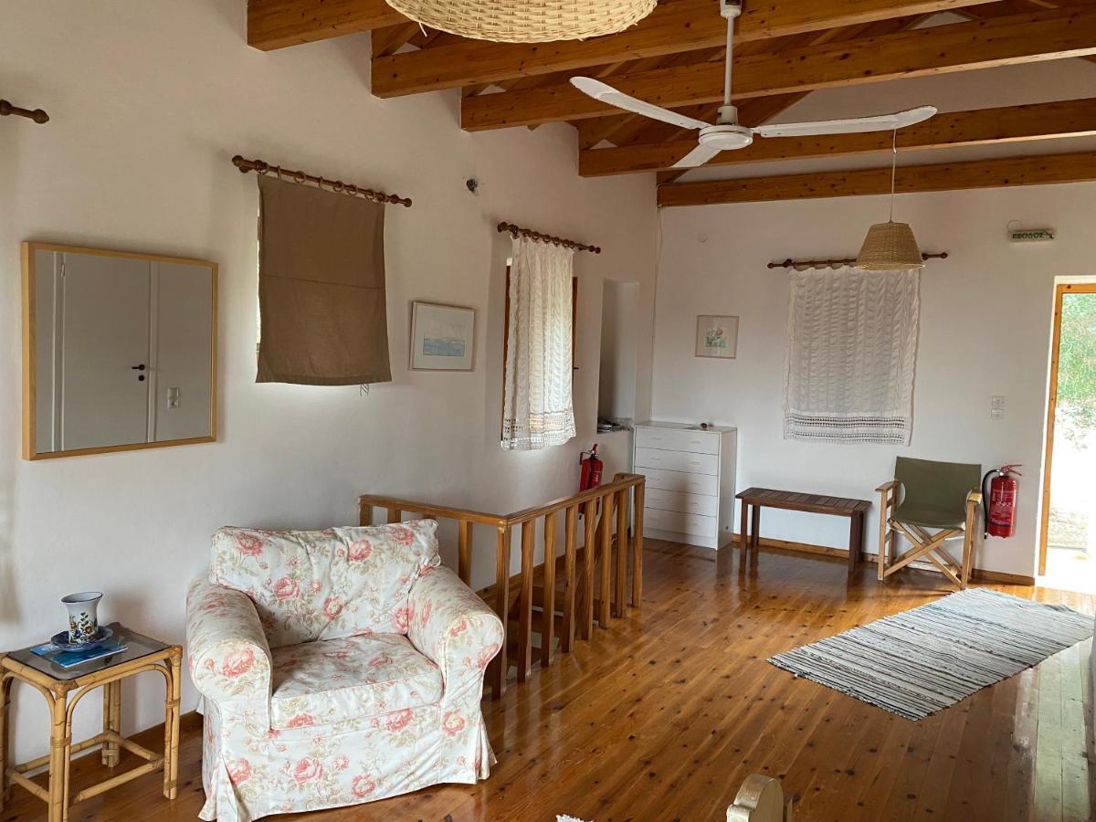The "M" House Villa Gaios Bagian luar foto