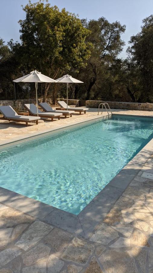 The "M" House Villa Gaios Bagian luar foto