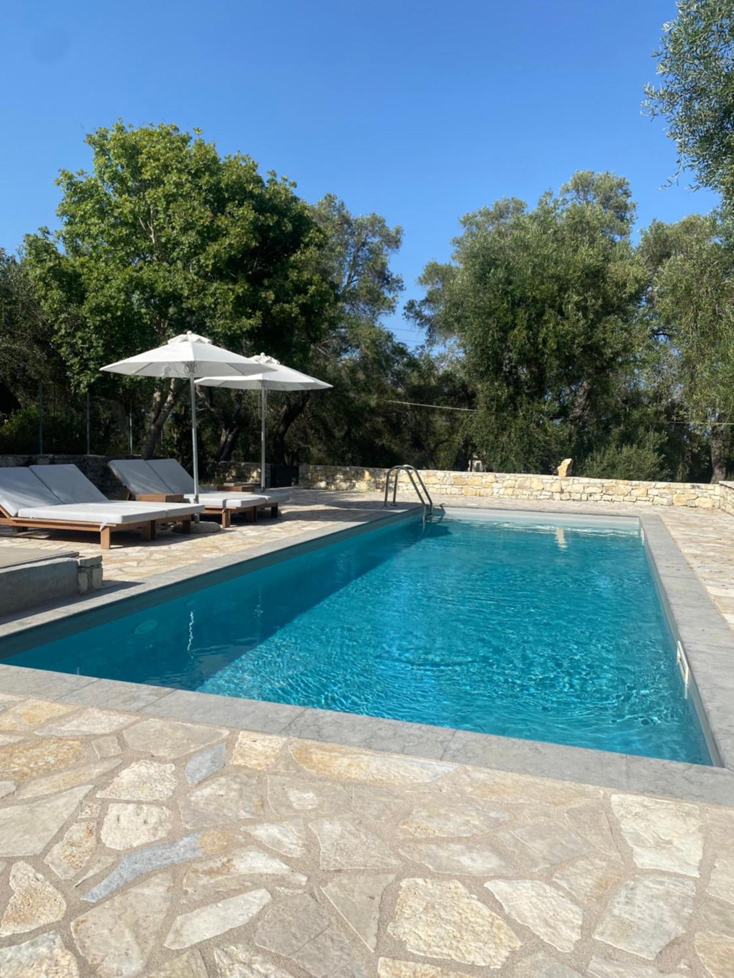 The "M" House Villa Gaios Bagian luar foto